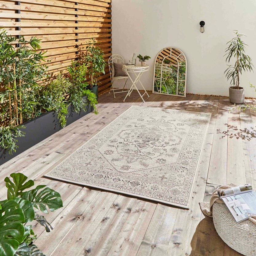 Elevating Outdoor Spaces with Rug Love’s Superior Rugs