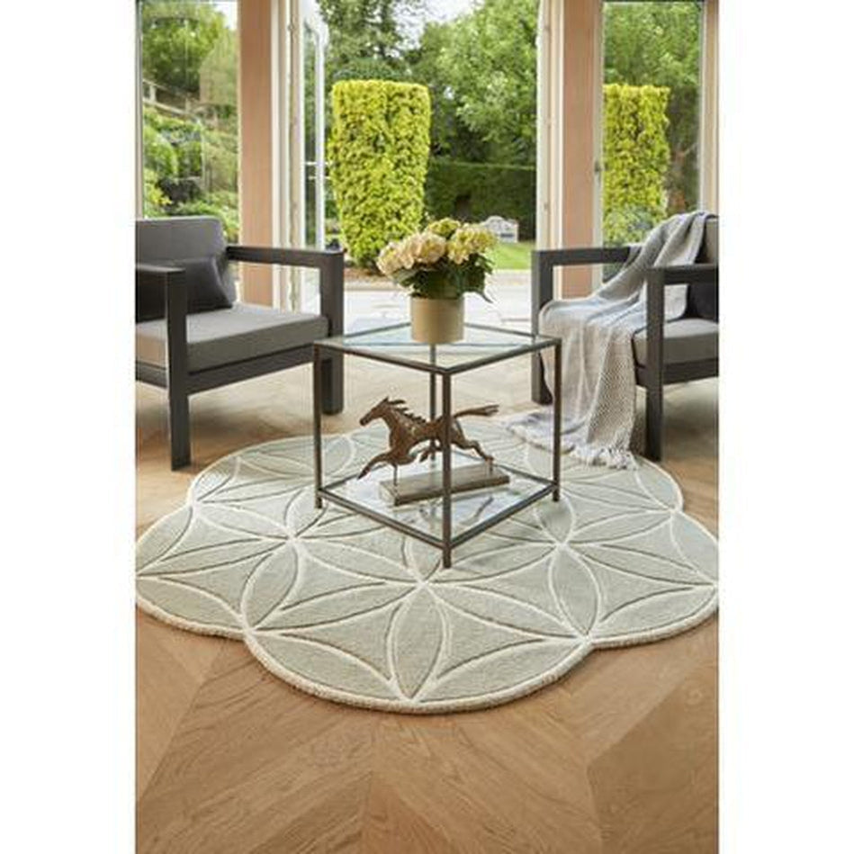 Invigorate Your Dining Space: Creative Ideas for a Green Rug