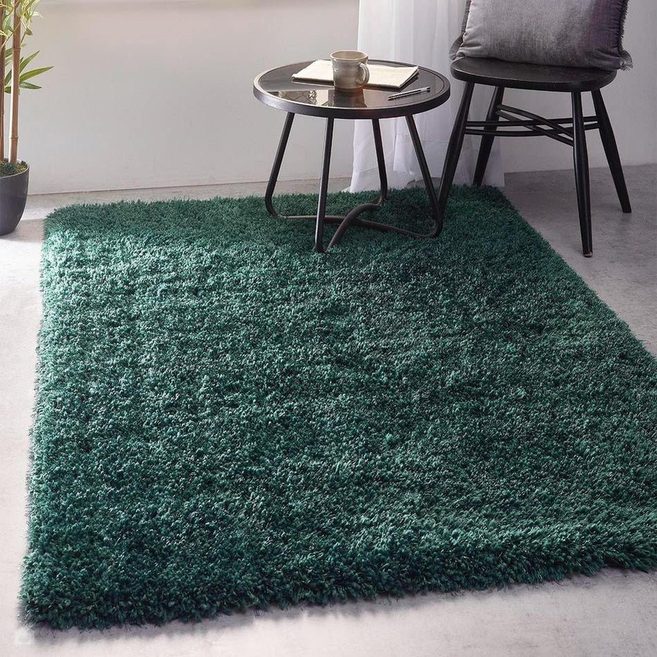 Green with Envy: How to Build a Stunning Living Room Around a Plain Green Rug