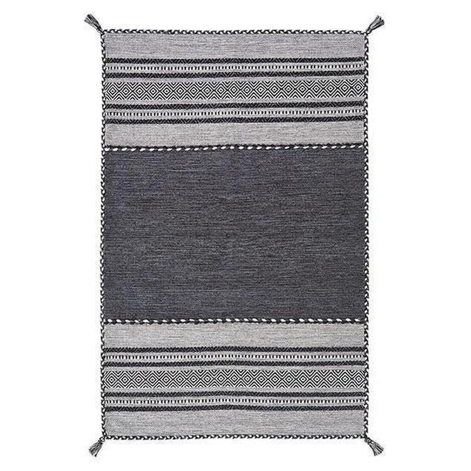 Kelim / Kilim Crazy: Weaving a Story of Style and History