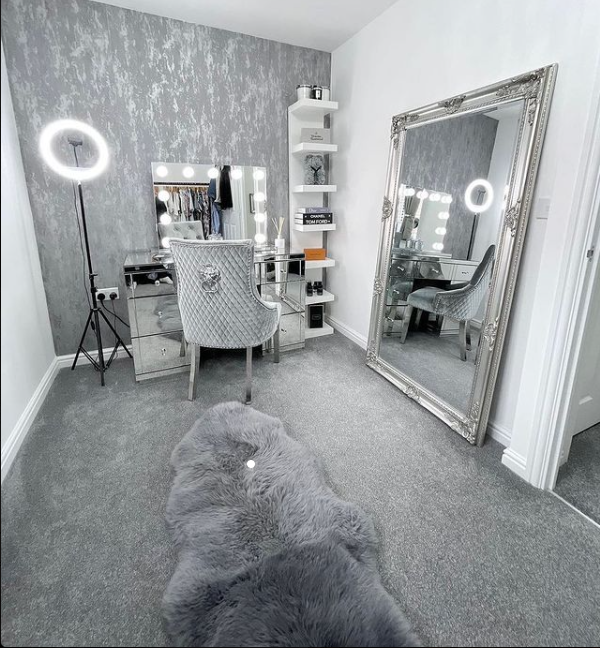 Rug Makeover 999: How to Get Your Rug Looking Fresh After Your Makeup Mishaps