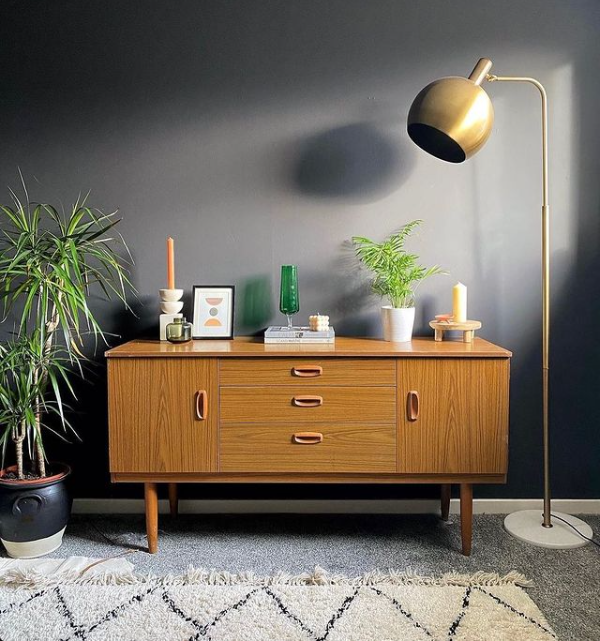 Adding Art Deco Flair: Incorporating a Bold Rug into Your Interior Design