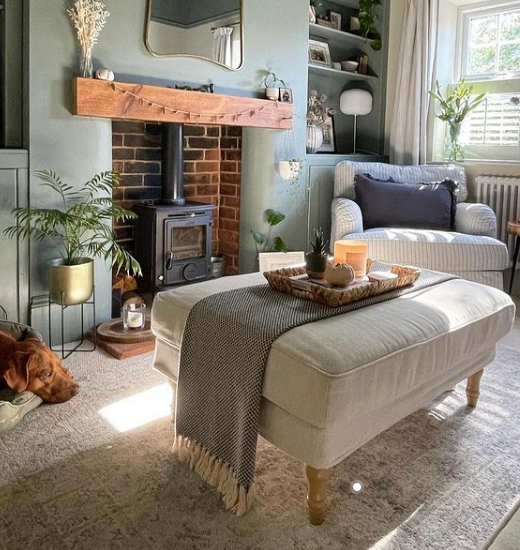 Cosy Up Your Lounge with a Country Cottage Vibe: A Guide to Creating the Perfect Look with a Beautiful Rug