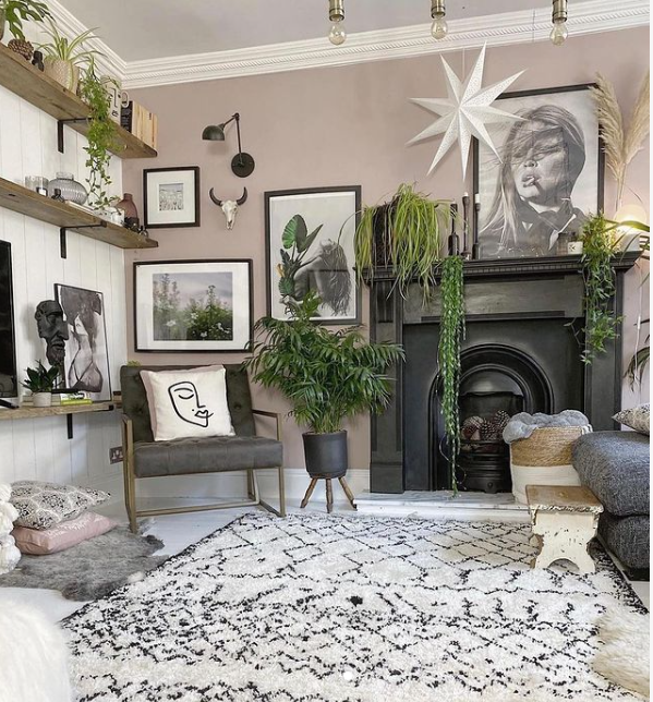 Choosing the Right Rug Size: Tips for Achieving Scale and Proportion in Home Decor