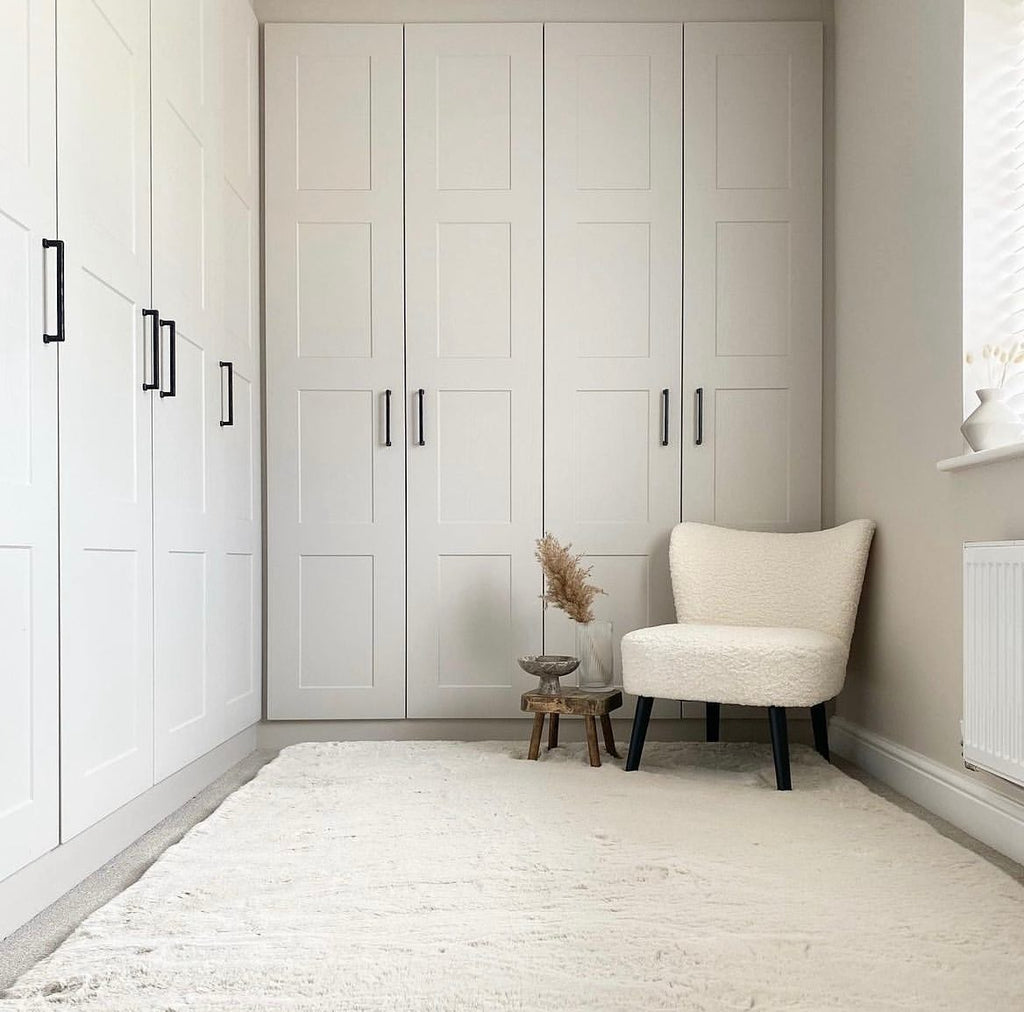 Faux Fur Rugs: A Cozy Trend in Home Decor