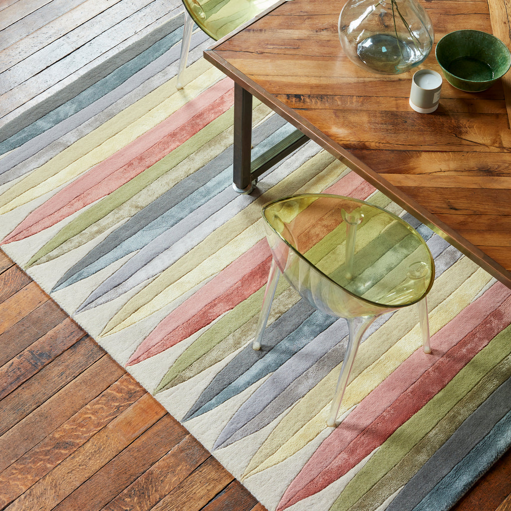 Does a Smaller Rug Make a Room Look Bigger or Smaller?