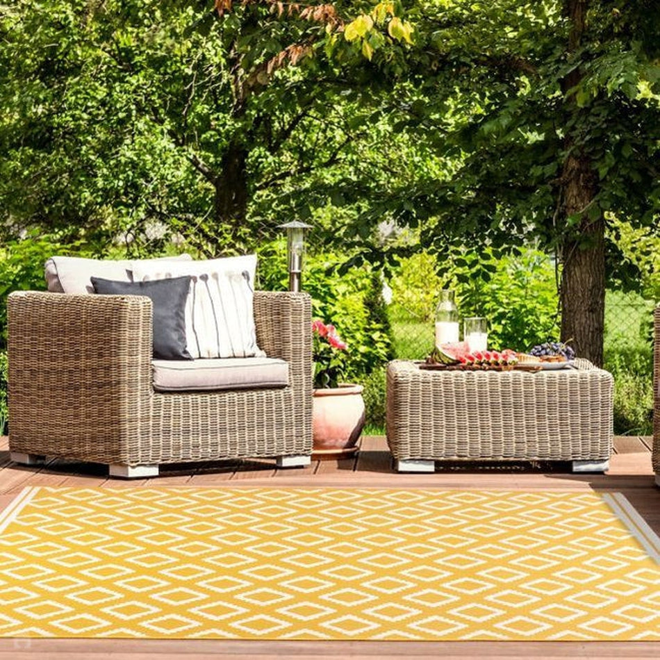 Embrace Vibrant Hues: The Outdoor Colour Trends for Summer 2023 | Rug Love