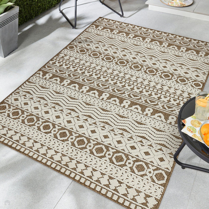 Atlas Graphic Coffee Rug