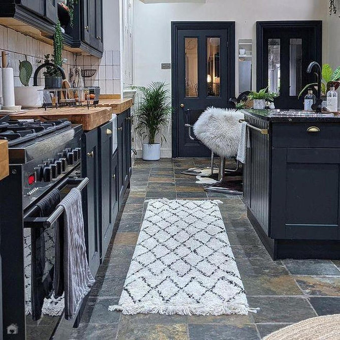 Boho 8280 Modern Moroccan Berber Soft Plush Shaggy White/Black Runner-Think Rugs-Rug Love - The Most Loved Rug Store