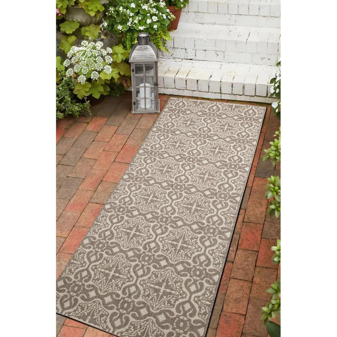 County Victorian Natural In-Outdoor Flatweave Runner