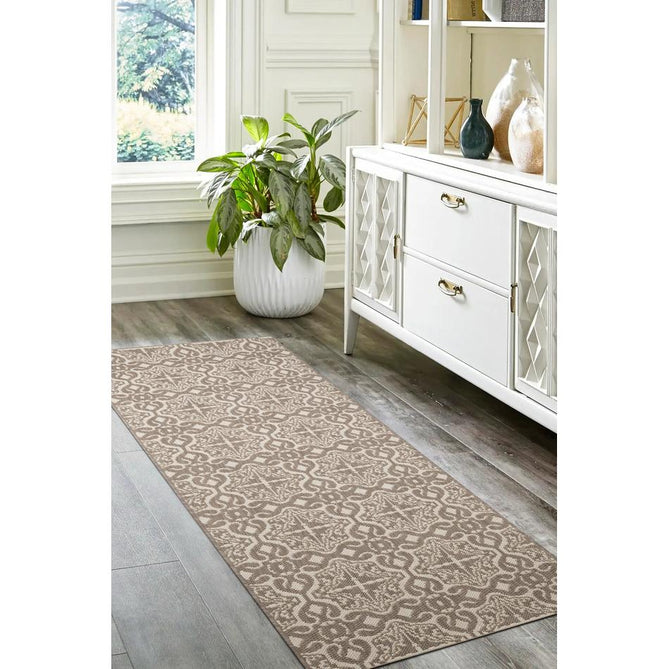 County Victorian Natural In-Outdoor Flatweave Runner