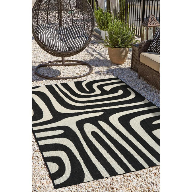 County Zebra Black In-Outdoor Flatweave Runner