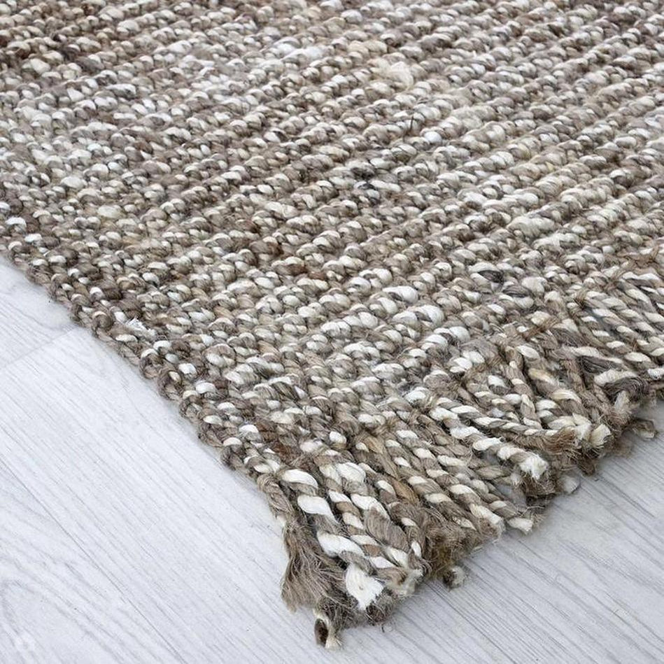 On Sale Chunky Jute Tassel Loose Open Weave Hand-Woven Natural