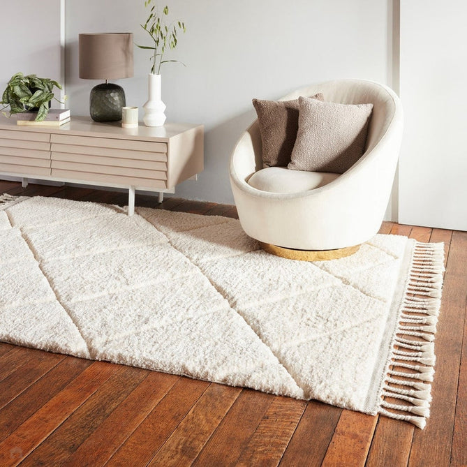 Fes FE01 Modern Plain Moroccan Berber Super-Soft Plush Hand-Carved Mid-Height Polyester Shaggy Cream/White Rug-Asiatic Carpets-Rug Love - The Most Loved Rug Store