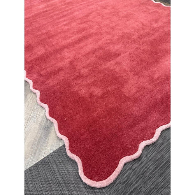 Scalloped Elsie Modern Plain Scalloped Border Hand-Woven Wool Warm Coral Red/Dusty Pink Rug