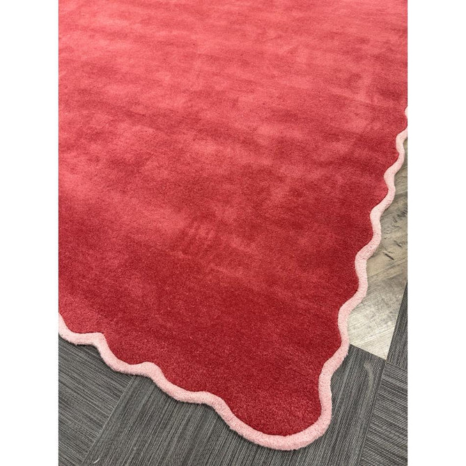 Scalloped Elsie Modern Plain Scalloped Border Hand-Woven Wool Warm Coral Red/Dusty Pink Rug