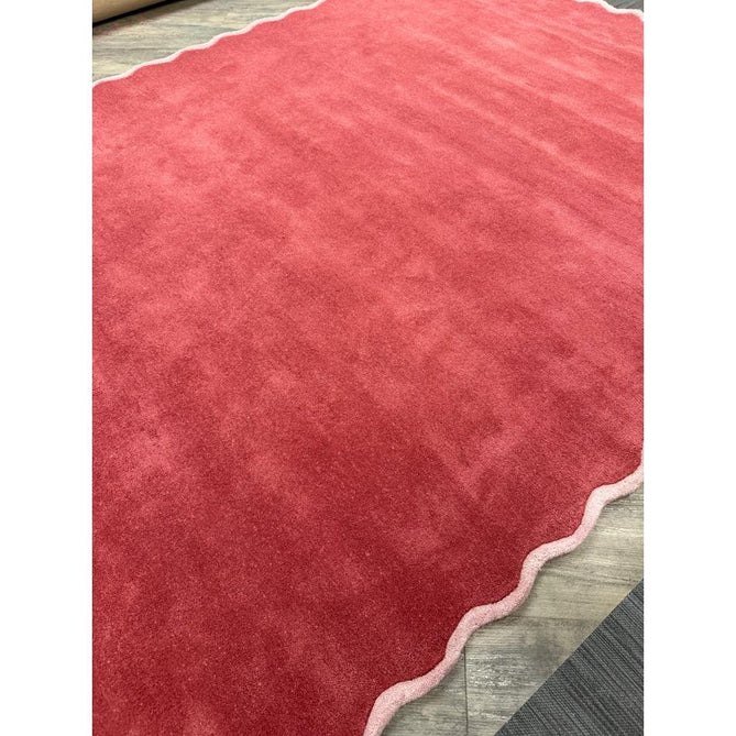 Scalloped Elsie Modern Plain Scalloped Border Hand-Woven Wool Warm Coral Red/Dusty Pink Rug