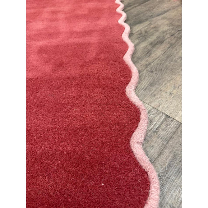 Scalloped Elsie Modern Plain Scalloped Border Hand-Woven Wool Warm Coral Red/Dusty Pink Rug