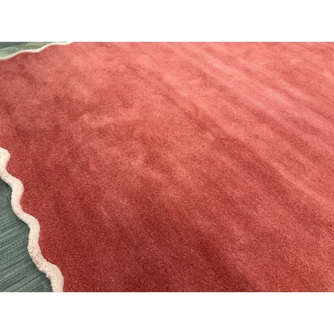 Scalloped Elsie Modern Plain Scalloped Border Hand-Woven Wool Warm Coral Red/Dusty Pink Rug