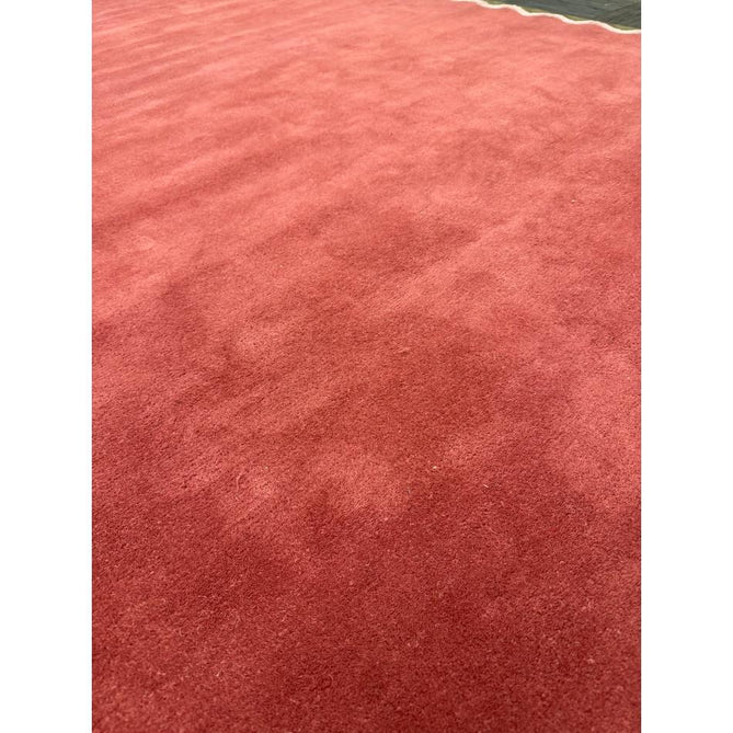 Scalloped Elsie Modern Plain Scalloped Border Hand-Woven Wool Warm Coral Red/Dusty Pink Rug