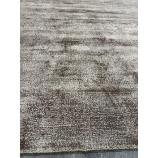 Blade Modern Plain Distressed Tonal Metallic Shimmer Hand-Woven Soft Textured Tip Sheared Loop Pile Silky Viscose Flatweave Moleskin Rug