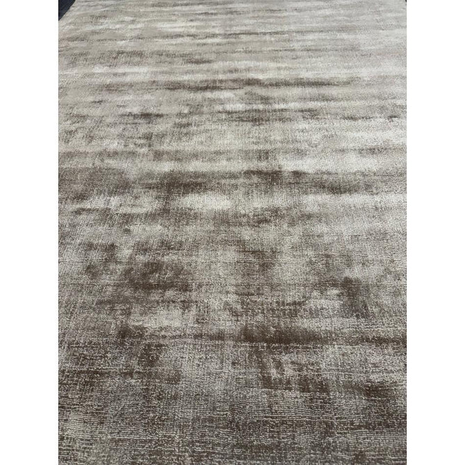Blade Modern Plain Distressed Tonal Metallic Shimmer Hand-Woven Soft Textured Tip Sheared Loop Pile Silky Viscose Flatweave Moleskin Rug
