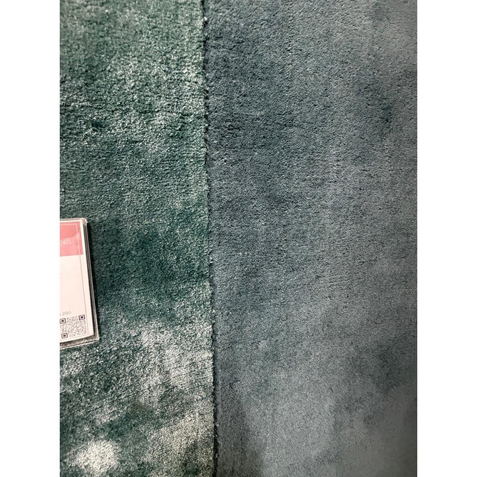 Ascot Modern Plain Hand-Woven Wool Centred Loop Pile Metallic Shimmer Wide Edged Viscose Border Teal Blue/Aqua Blue Rug