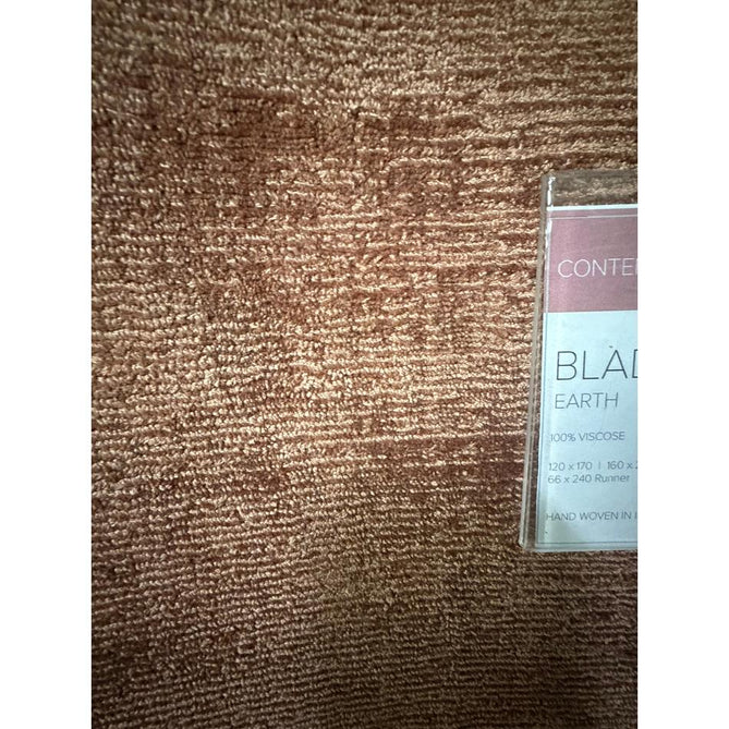 Blade Modern Plain Distressed Tonal Metallic Shimmer Hand-Woven Soft Textured Tip Sheared Loop Pile Silky Viscose Flatweave Earth Terracotta Rug