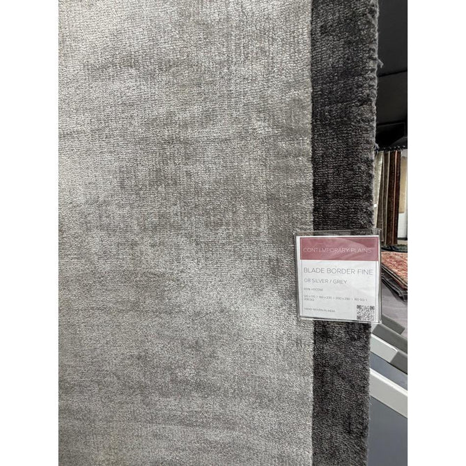 Blade Slim Border Modern Plain Distressed Tonal Metallic Shimmer Hand-Woven Soft Textured Tip Sheared Loop Pile Silky Viscose Flatweave Silver/Grey Border Rug