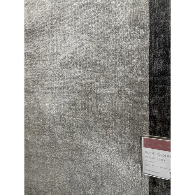 Blade Slim Border Modern Plain Distressed Tonal Metallic Shimmer Hand-Woven Soft Textured Tip Sheared Loop Pile Silky Viscose Flatweave Silver/Grey Border Rug