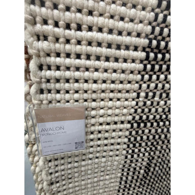Avalon Modern Plain Beaded Basketweave Hand-Woven Textured Wool Flatweave Cream/Black Rug