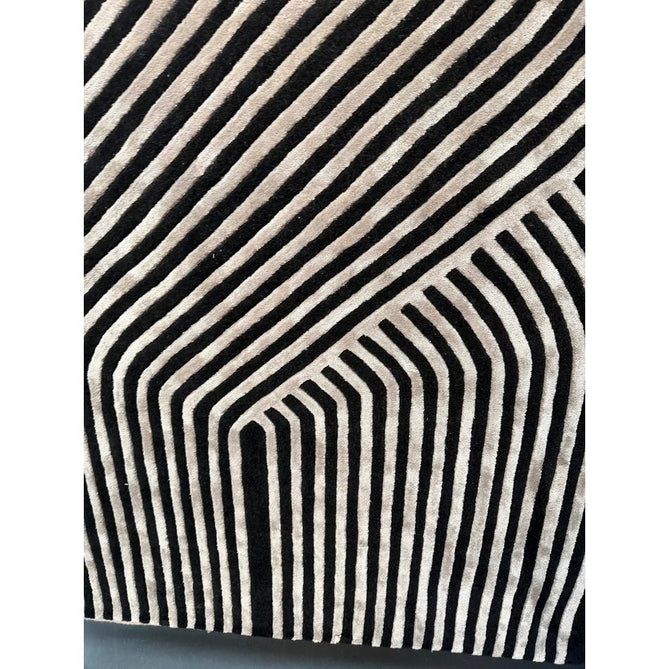 Matrix MAX98 Solsitice Modern Geometric Hand-Woven High-Density Soft Textured Shimmer Wool & Viscose Blend Deep Charcoal Grey/Gunmetal Grey/Soft Graphite Rug