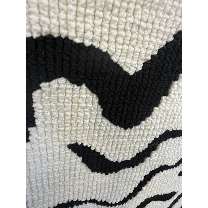Wilder Zebra Modern Animal-Inspired Textured Soft-Touch Knitted Polyester Shimmer Durable Easy-Care Low Profile Short Pile Mono/White/Black Rug