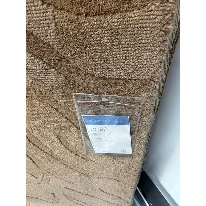 Tigra Modern Animal Inspired Textured Hand-Woven Carved Hi-Lo Ribbed Cut & Loop Wool Mocha Rug