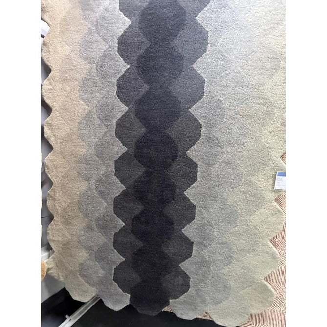 Hive Modern Geometric Hexagonal Ombre Gradient Hand-Woven Wool Low Profile Short Pile Charcoal Grey Rug