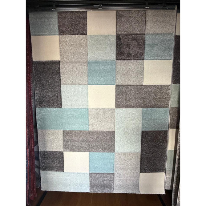 Brooklyn 646 Modern Geometric Tile Blocks Soft Hand-Carved Beige/Blue/Cream Rug