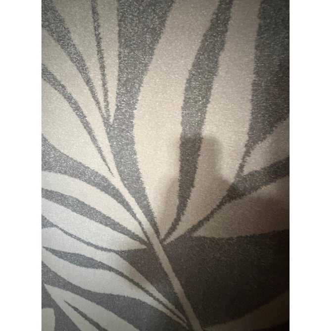 Catherine Lansfield Sorral Leaves Modern Botanical Floral Durable Easy-Care Carved High Density Polyproplyene Grey/Cream Rug