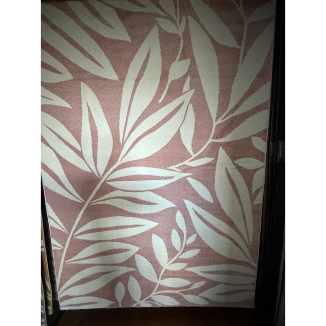 Catherine Lansfield Sorral Leaves Modern Botanical Floral Durable Easy-Care Carved High Density Polyproplyene Rose/Cream Rug