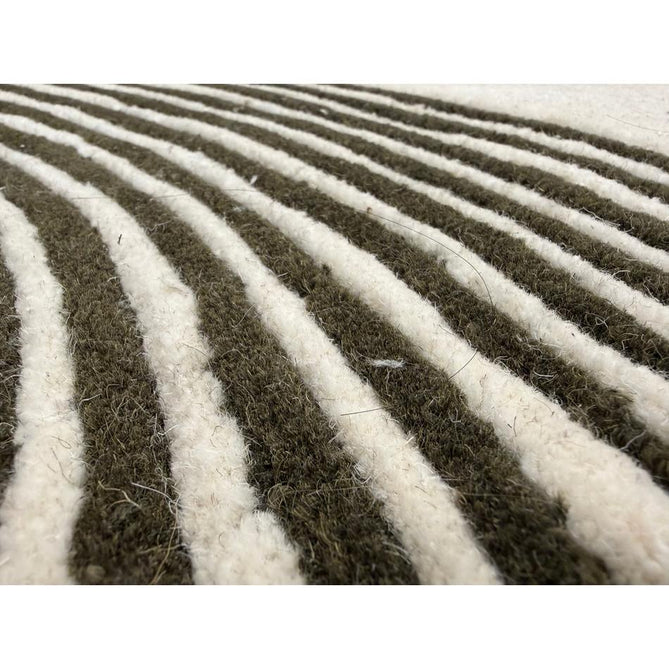 Matrix MAX86 Arches Modern Geometric Hand-Woven High-Density Soft Textured Shimmer Wool & Viscose Blend Soft Ivory/Deep Forest Green Rug