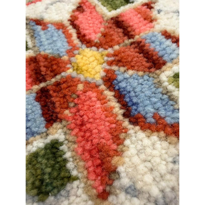 Nomad Vintage Traditional Persian Geometric Medallion Floral Border Low-Profile Wool Blend Loop Pile Green/Multicolour Rug