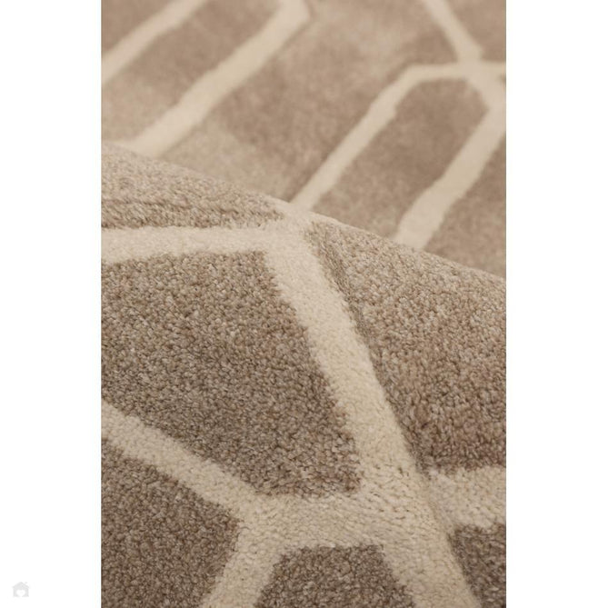 Newport Lattice Modern Geometric Lattice Soft Carved Durable Short Pile Natural Rug-Melrose-Rug Love - The Most Loved Rug Store