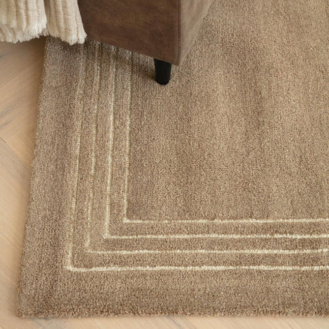 Orlo Modern Plain Tonal Variation Hand-Carved Hi-Lo Loop Pile Border Natural Undyed Wool Warm Cocoa Rug