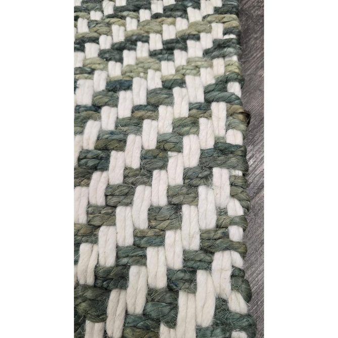 Vigo Modern Geometric Tonal Zig Zag Hand-Woven Heavyweight Textured Soft-Touch Jute & Wool Blend Chunky Loop Pile Flatweave Fringe Green/Cream Rug 200 x 290 cm