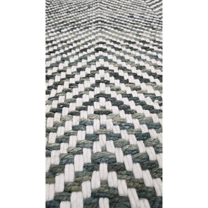 Vigo Modern Geometric Tonal Zig Zag Hand-Woven Heavyweight Textured Soft-Touch Jute & Wool Blend Chunky Loop Pile Flatweave Fringe Green/Cream Rug 200 x 290 cm