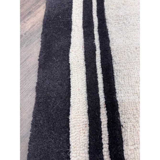 Piper Modern Plain Textured Loop Pile Smooth Border Hand-Woven Wool Cream/Black Rug-Origins-Rug Love - The Most Loved Rug Store
