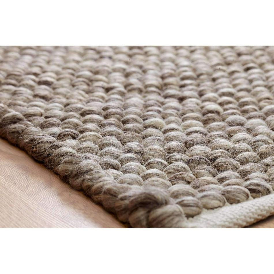 Wool Looped Rug On Sale Savannah Modern Plain Mottled Beaded Pebble Hand-Woven Textured ...