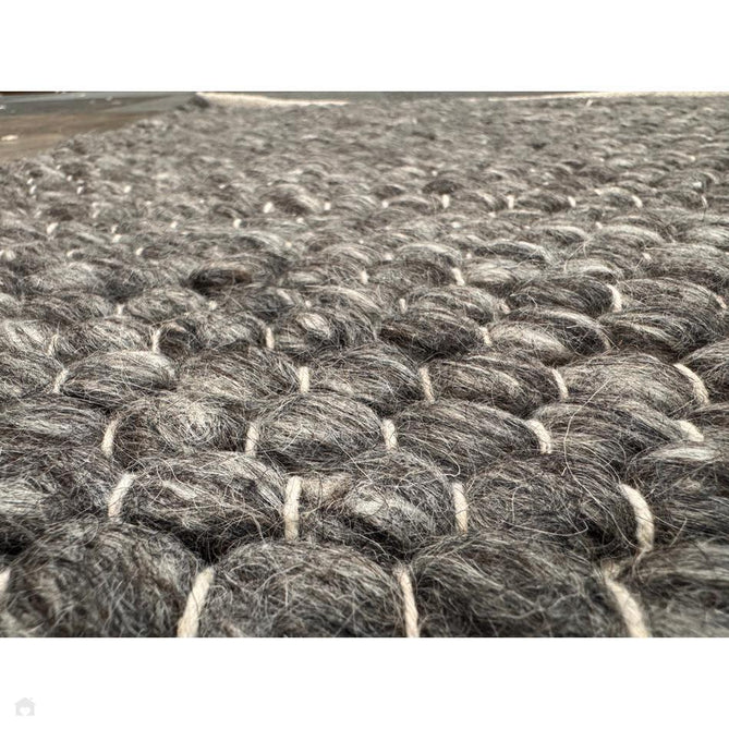 Savannah Modern Plain Mottled Beaded Pebble Hand-Woven Textured Wool Flat-Pile Charcoal Rug-Oriental Weavers-Rug Love - The Most Loved Rug Store