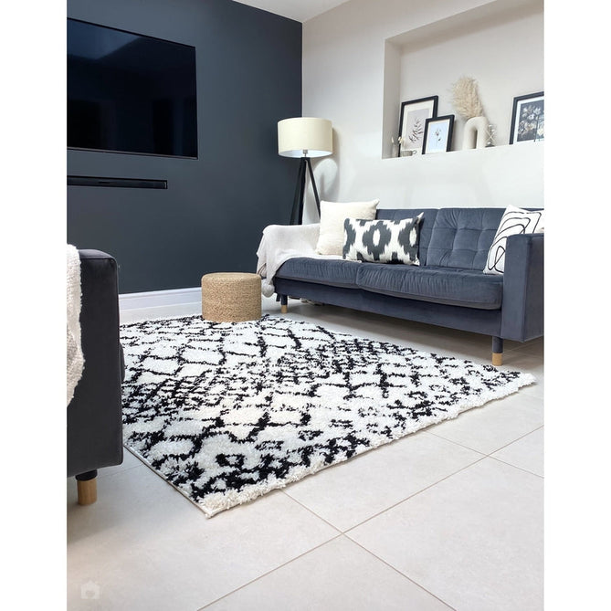 Scandi Berber G272 Modern Moroccan Berber Soft Plush Shaggy White/Black Rug-Think Rugs-Rug Love - The Most Loved Rug Store