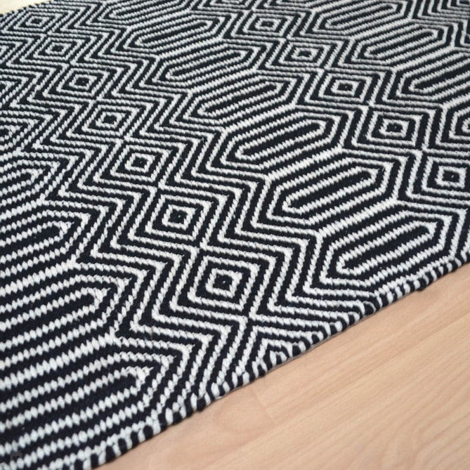 Sloan Modern Duo-Tone Geometric Diamond Hand-Woven Soft-Touch Durable Textured Wool & Cotton Blend Flatweave Black/Cream Runner-Asiatic Carpets-Rug Love - The Most Loved Rug Store