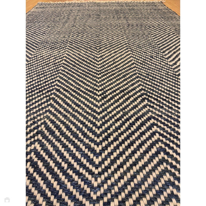 Vigo Modern Geometric Tonal Zig Zag Hand-Woven Heavyweight Textured Soft-Touch Jute & Wool Blend Chunky Loop Pile Flatweave Fringe Navy/Cream Rug-Asiatic Carpets-Rug Love - The Most Loved Rug Store